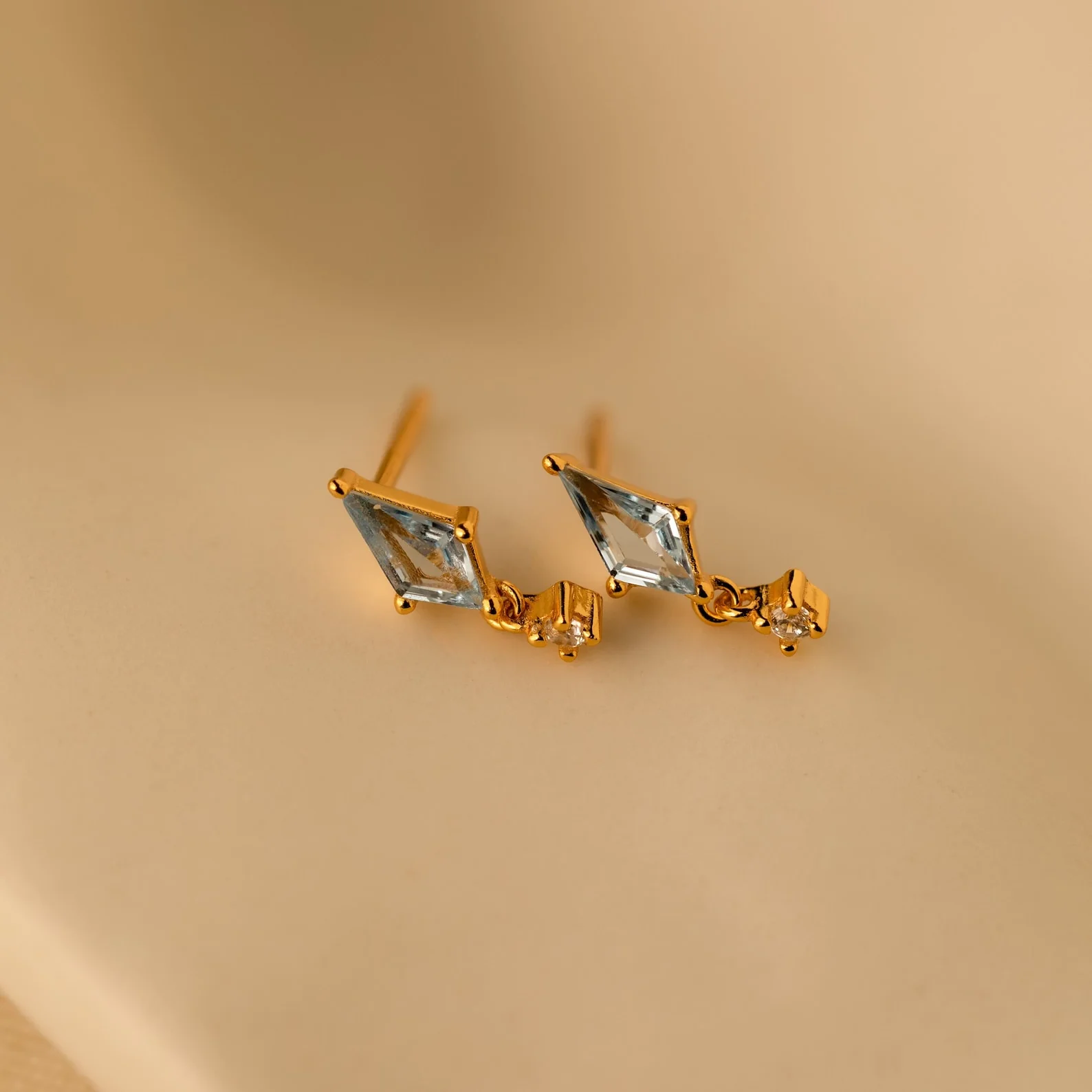 Kite Gold Studs