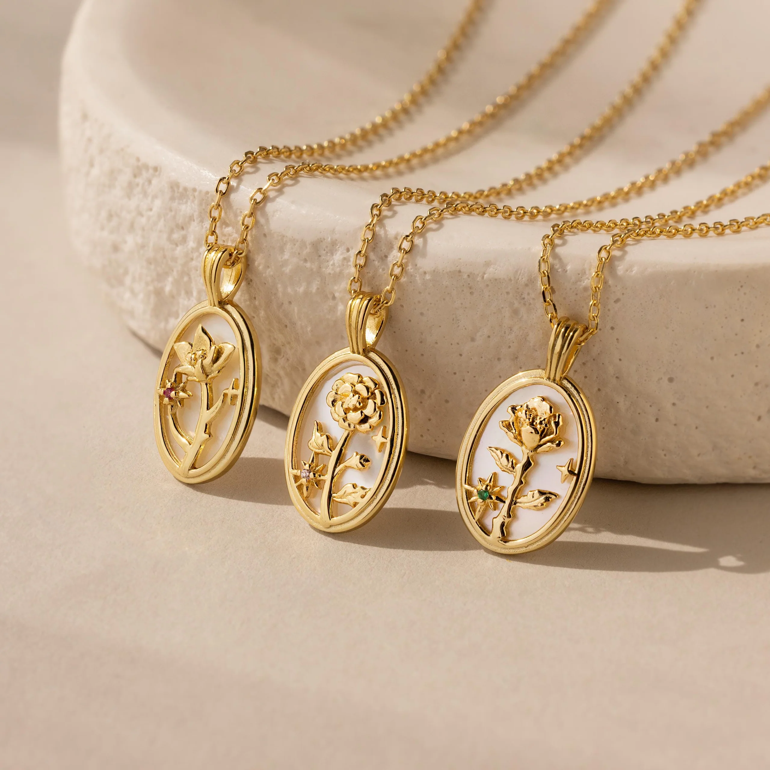 Floral Engraved Oval